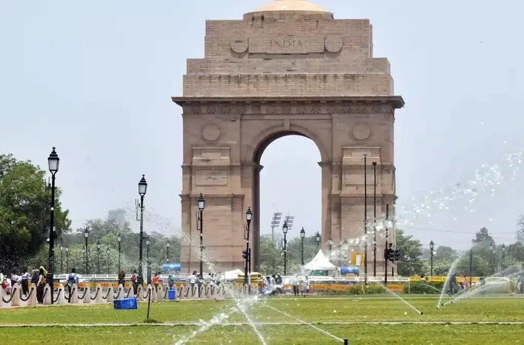 Rain Lingers Over Delhi as IMD Predicts Showers Till August 3