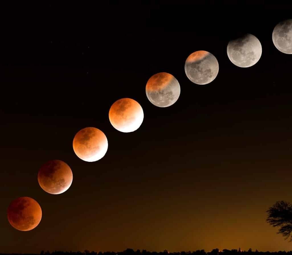 Blood Moon over Delhi skyline during total lunar eclipse on Sept 7, 2025